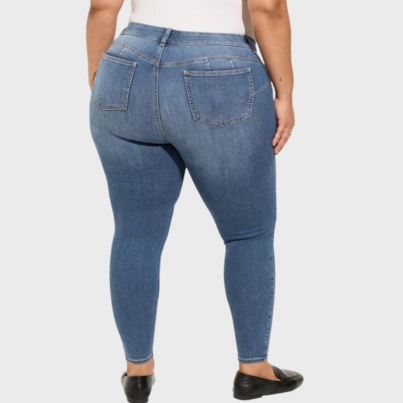 TORRID Sky High Skinny Premium Stretch High-Rise Jeans NWOT - Picture 4 of 14